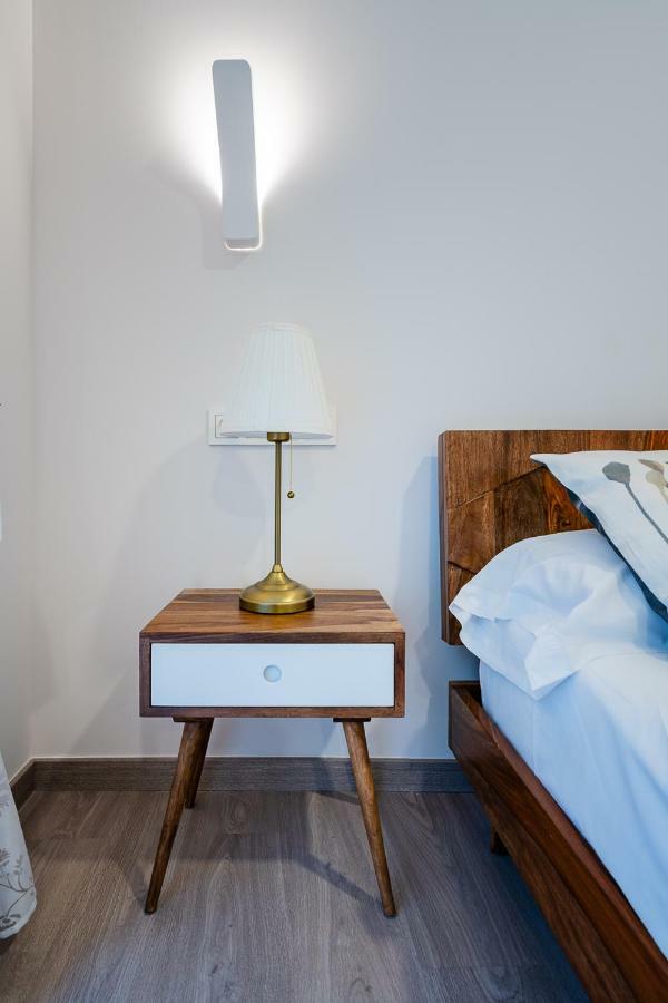 Exclusive Quietness In The Heart Of Madrid With Public Parking, Breakfast, 2 Bathrooms Exterior photo