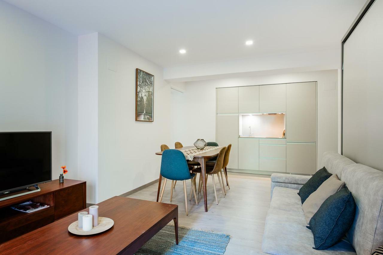 Exclusive Quietness In The Heart Of Madrid With Public Parking, Breakfast, 2 Bathrooms Exterior photo