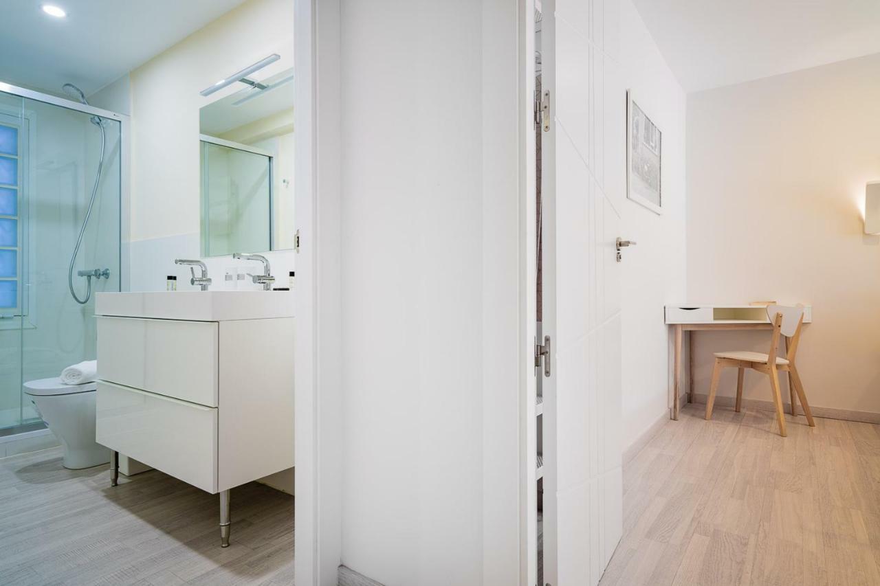 Exclusive Quietness In The Heart Of Madrid With Public Parking, Breakfast, 2 Bathrooms Exterior photo